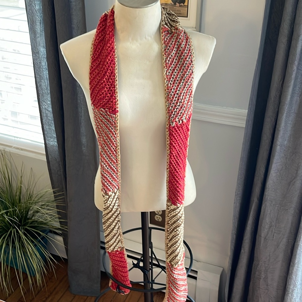 GAP vintage hand knit, scarf from Holiday 2008 collection.